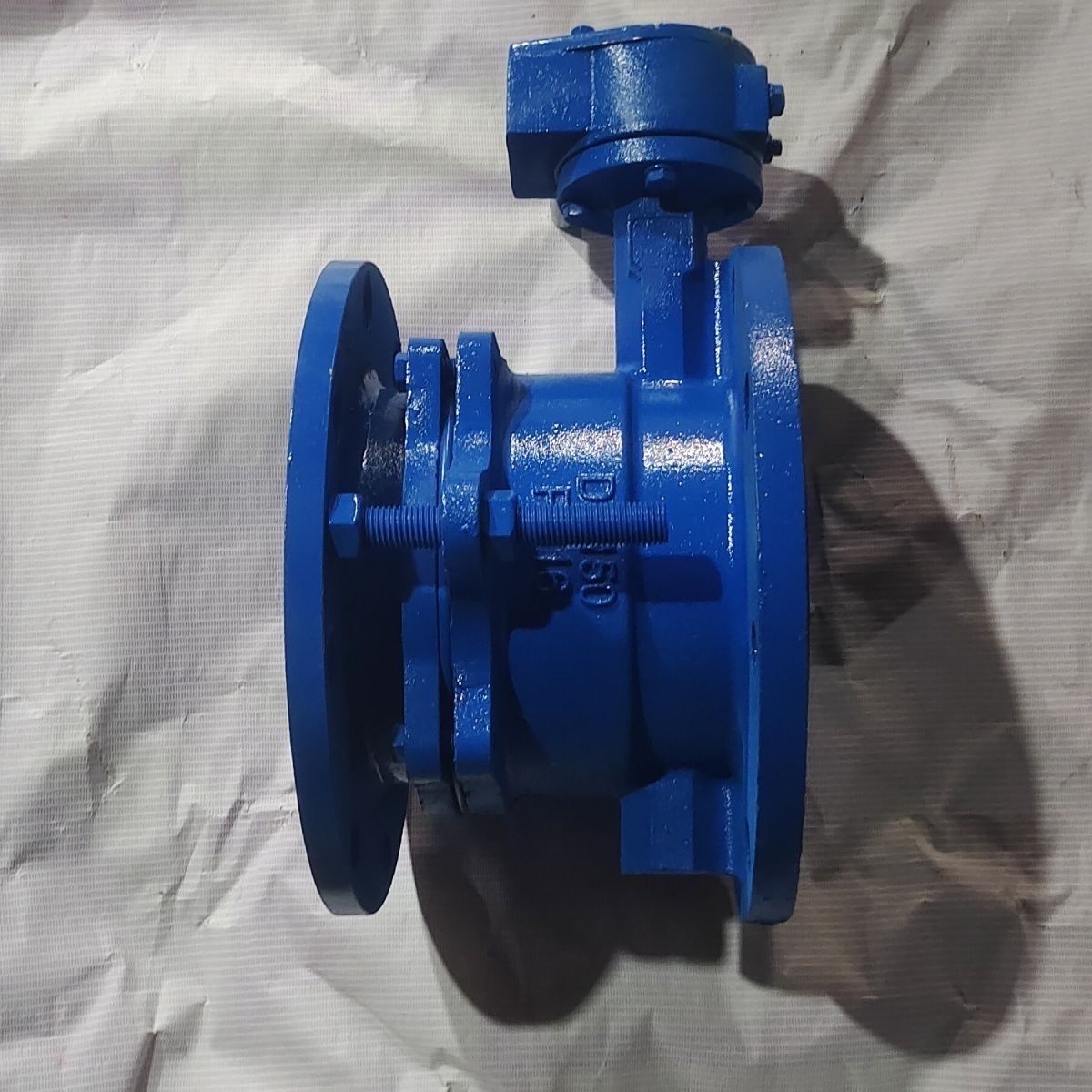 伸縮蝶閥結(jié)構(gòu)特點(diǎn)