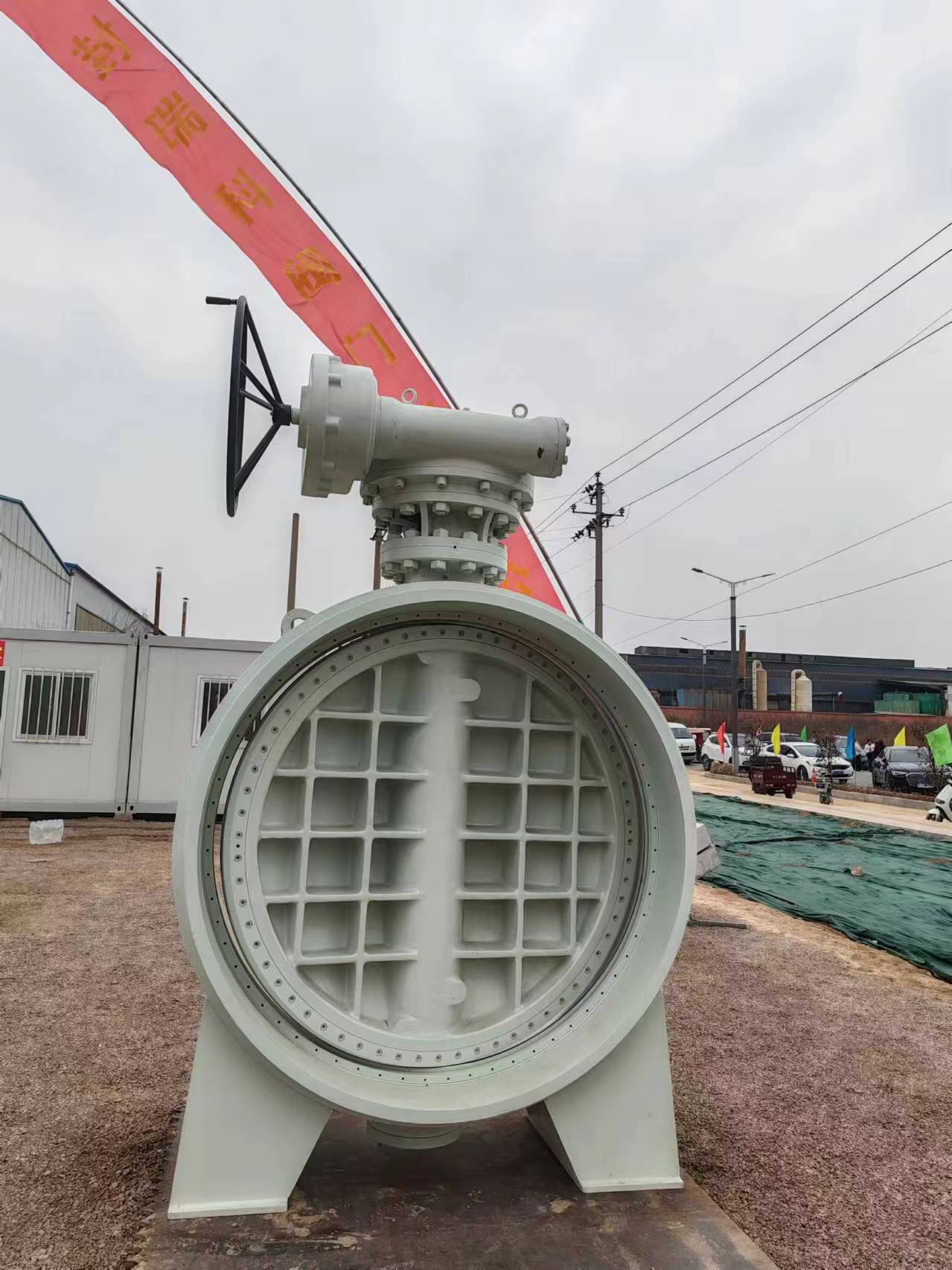 河南閥門之鄉(xiāng)，展銷會(huì)進(jìn)行中